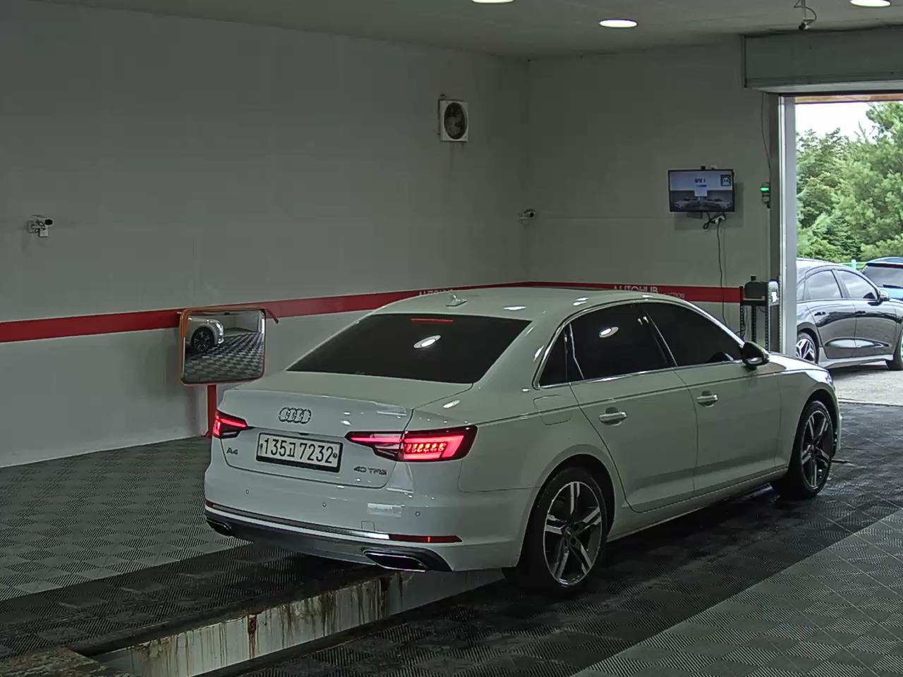 2019 - audi a4