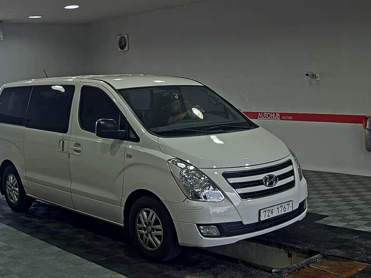 2017 - hyundai grand starex