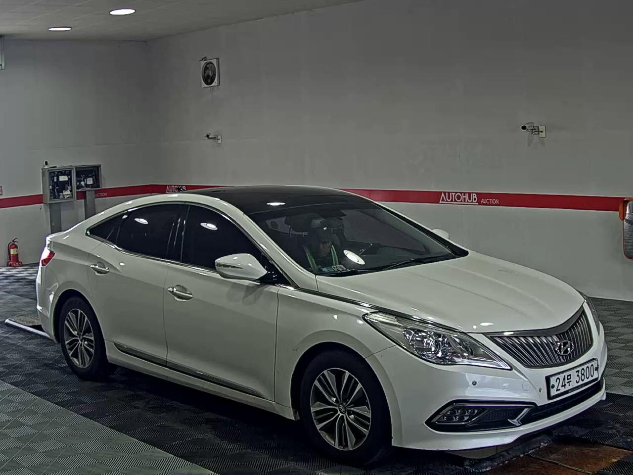 2015 - hyundai grandeur