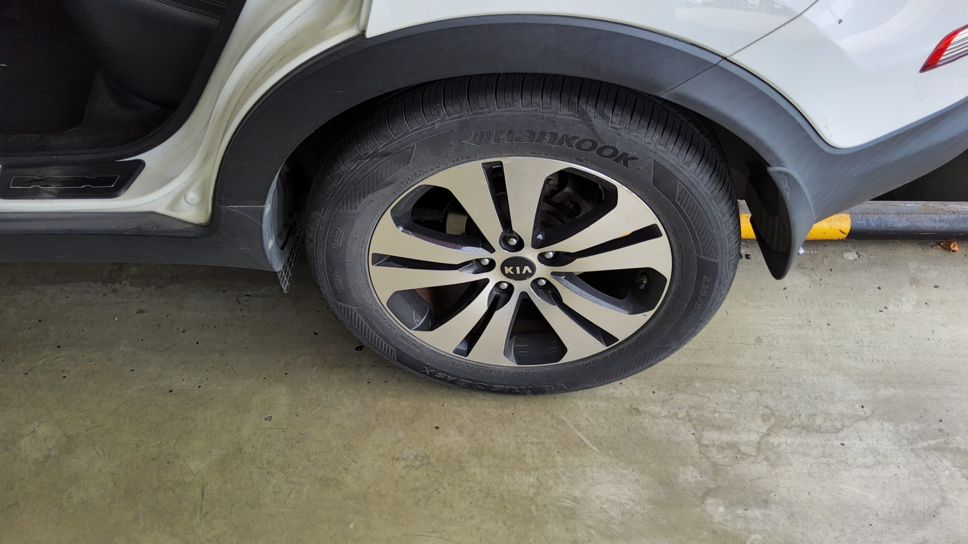2012 - kia sportage