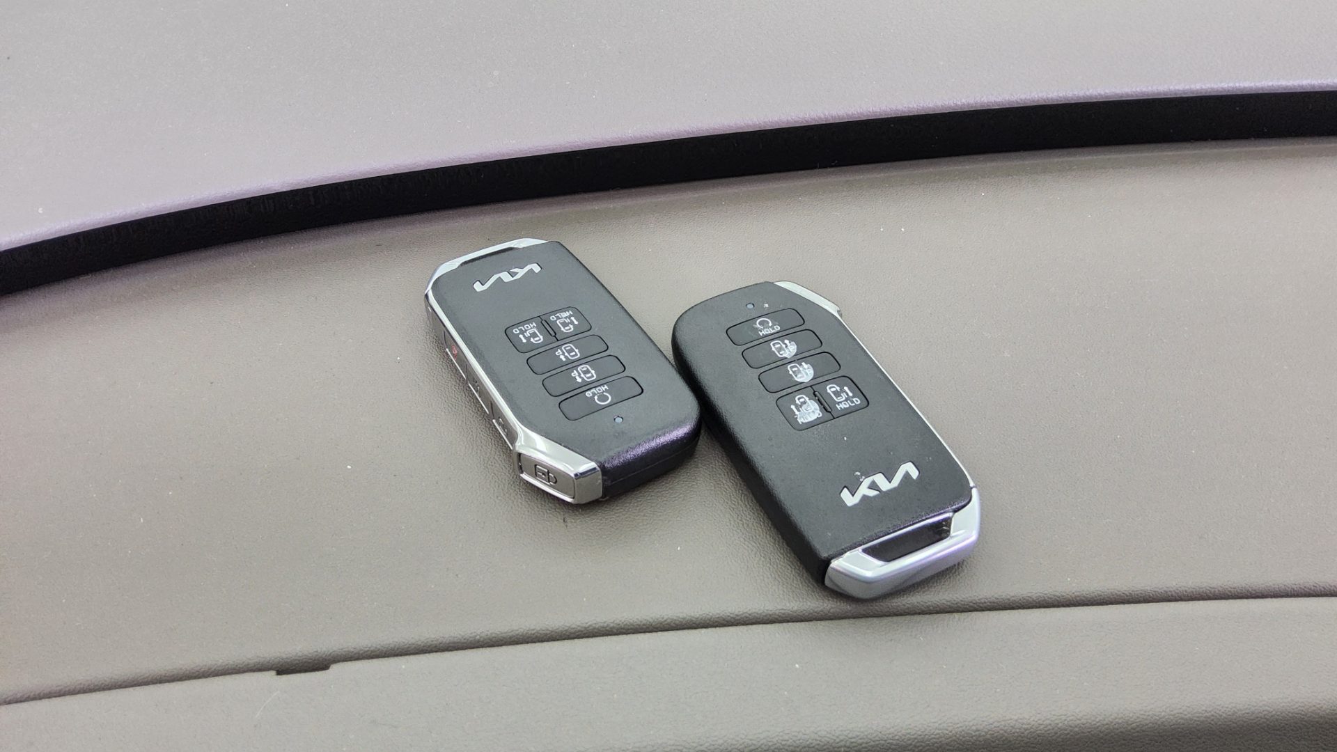 2022 - kia carnival