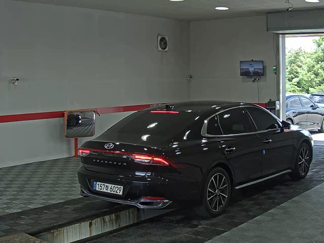 2022 - hyundai grandeur