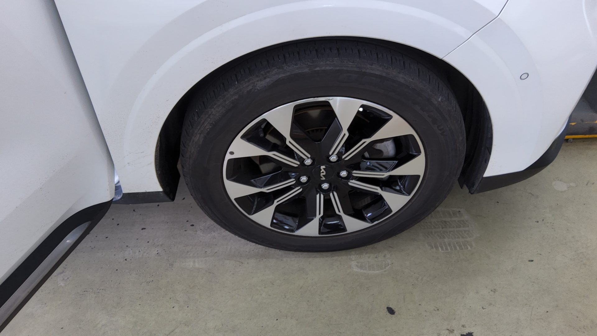 2022 - kia carnival