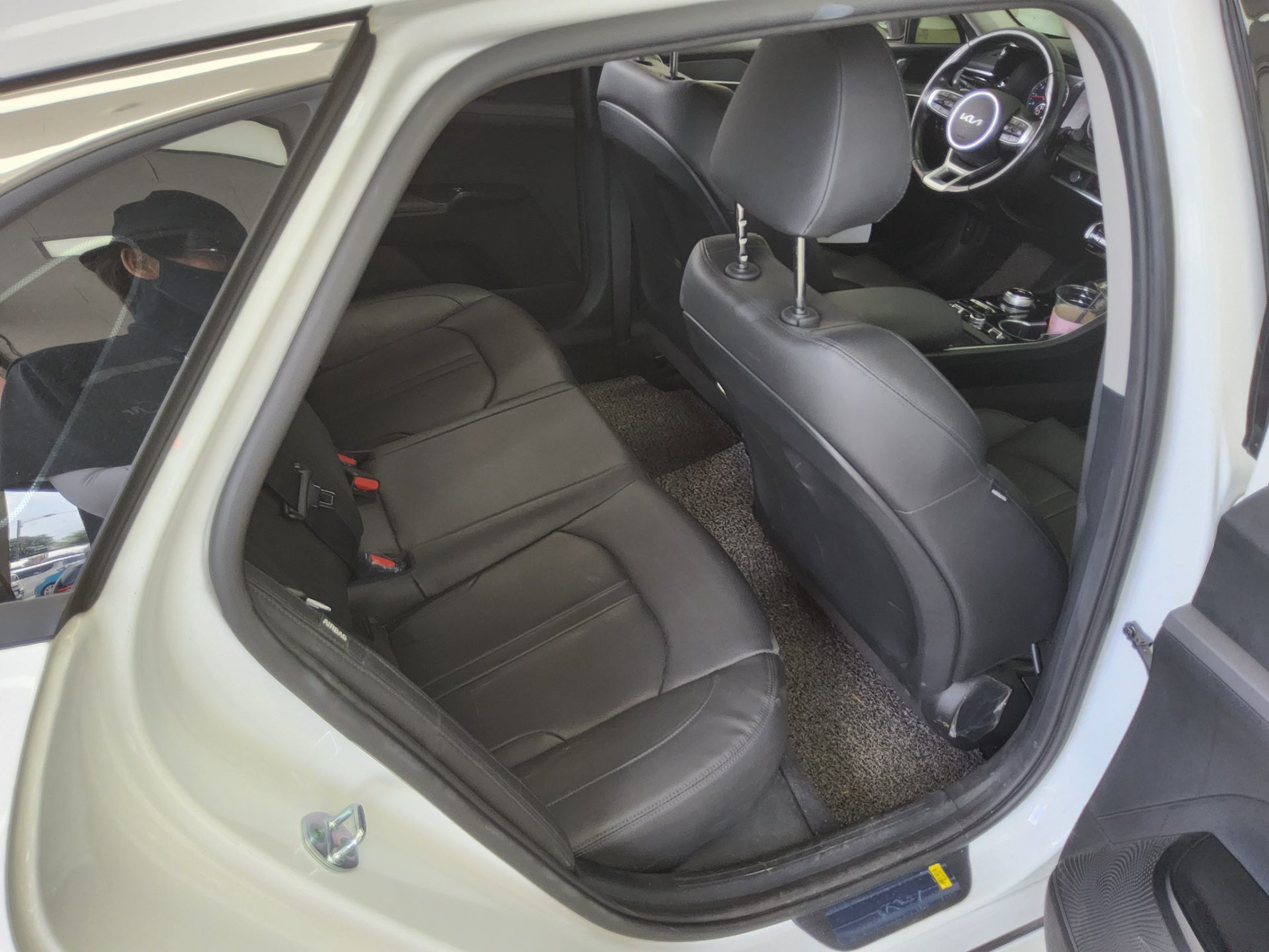 2022 - kia k5