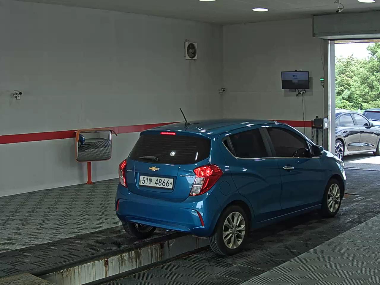2019 - chevrolet spark