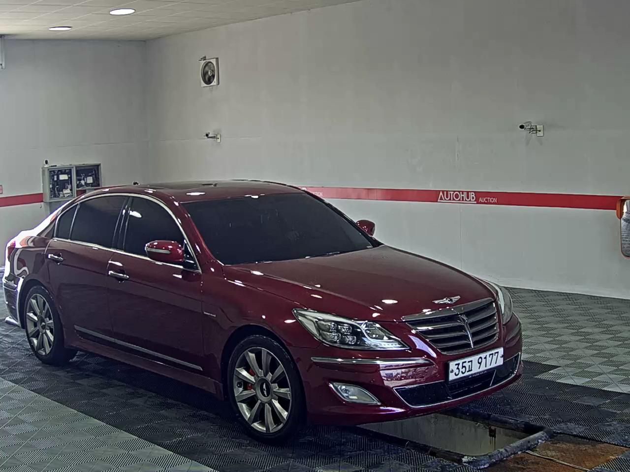 2013 - hyundai bh