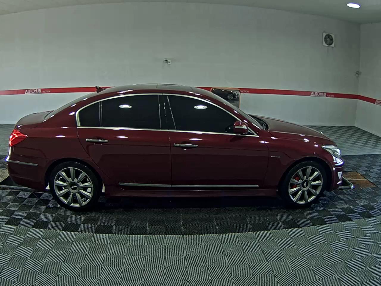 2013 - hyundai bh