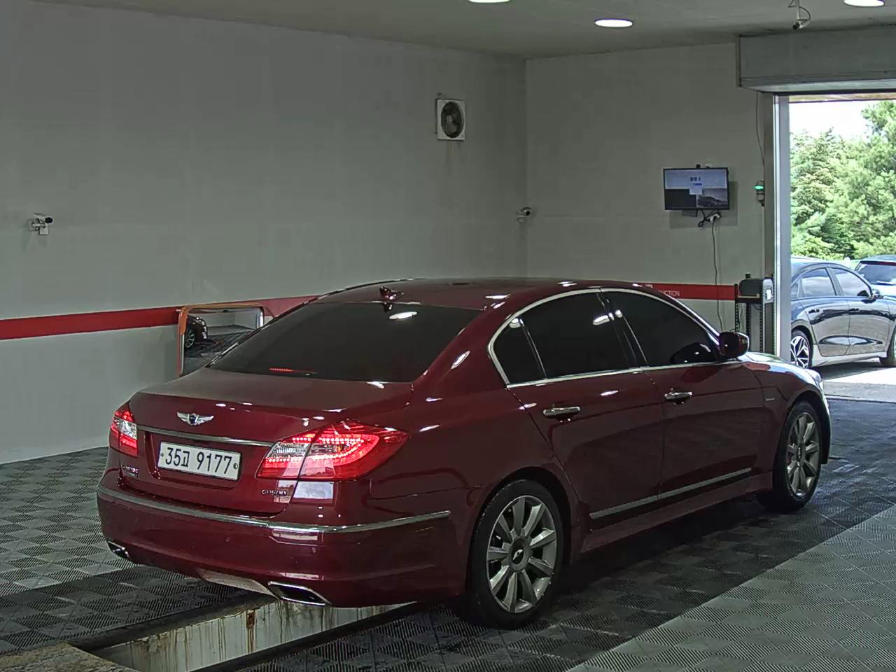 2013 - hyundai bh