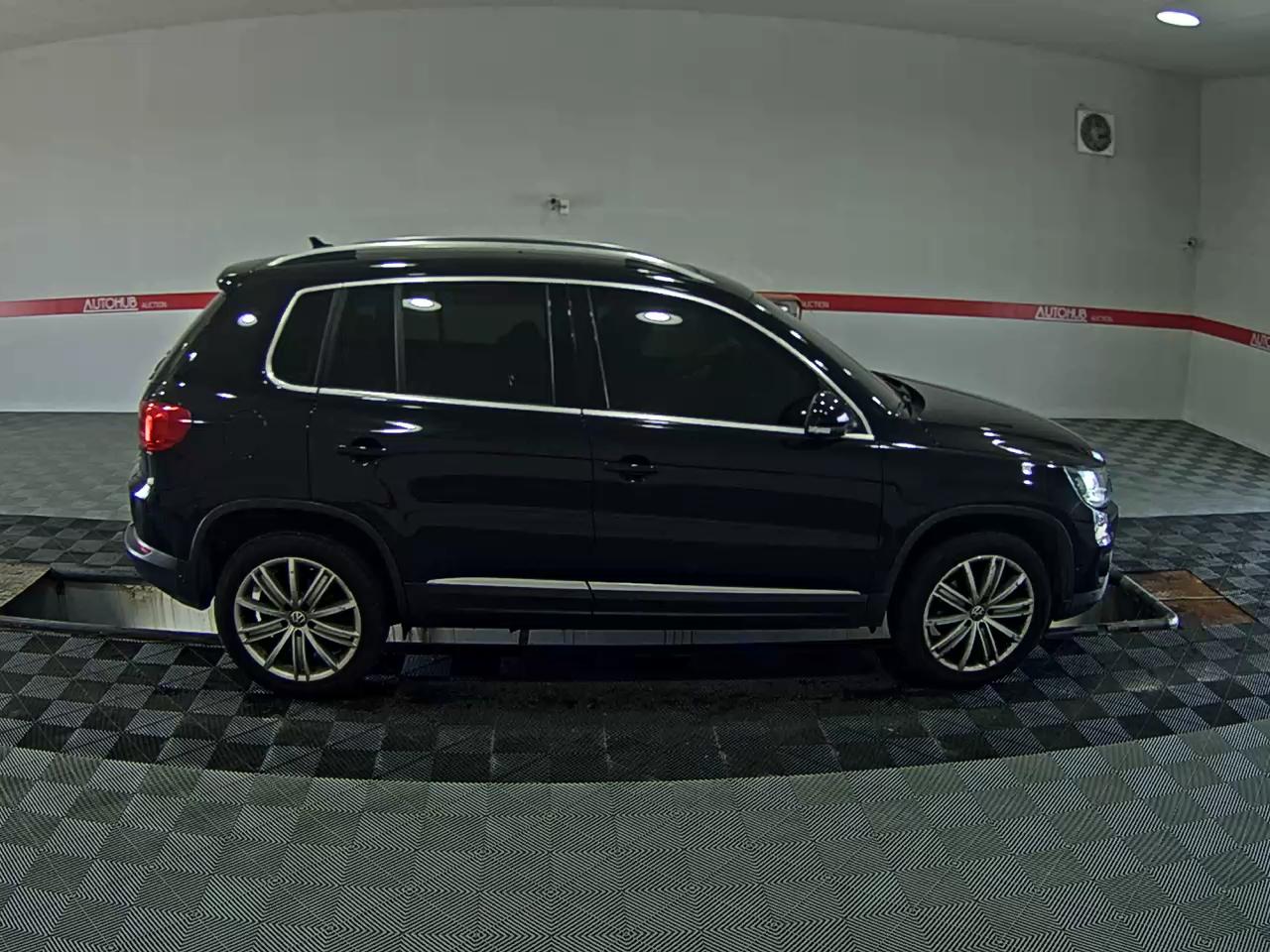 2015 - volkswagen tiguan
