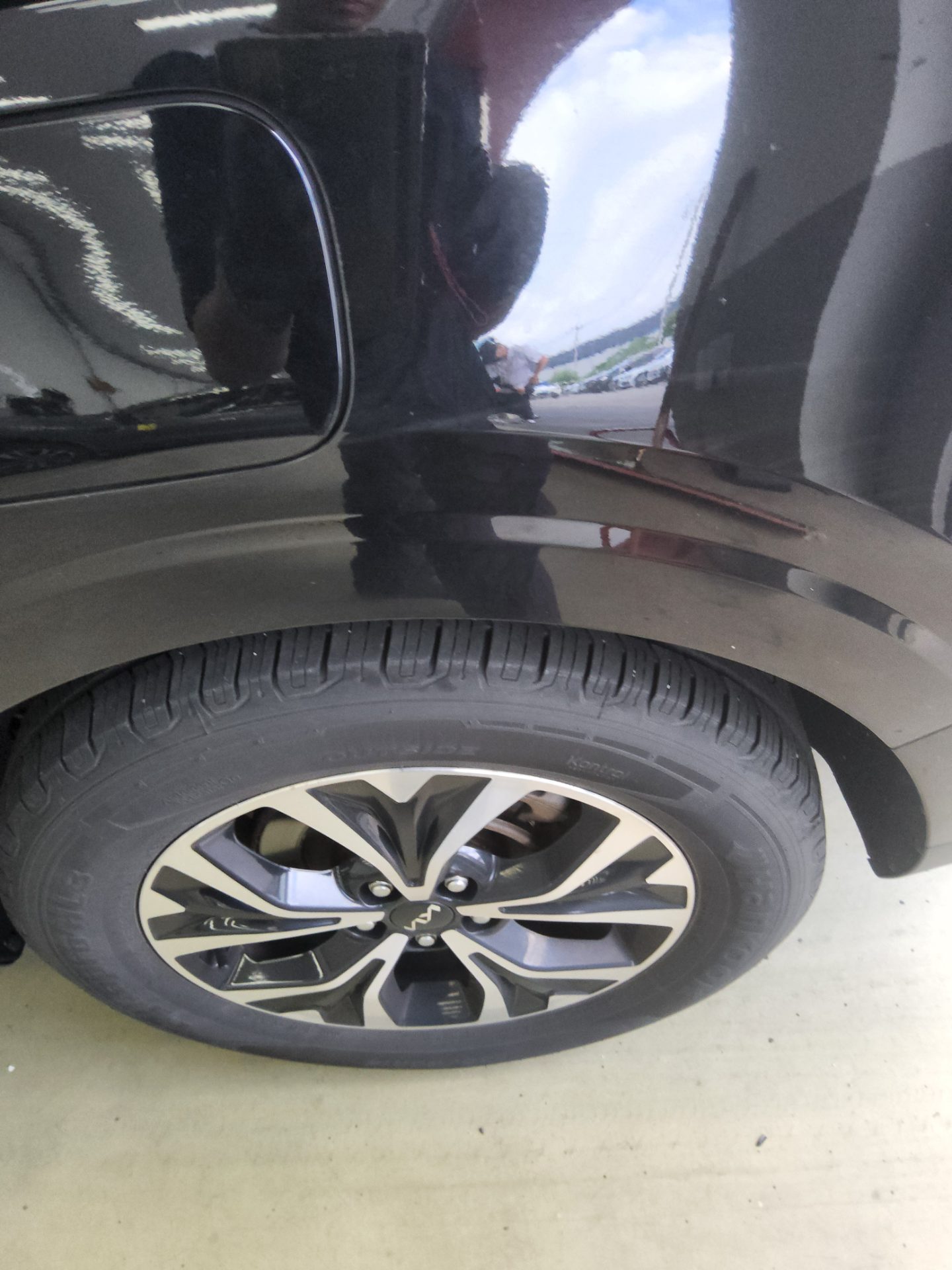 2023 - kia carnival