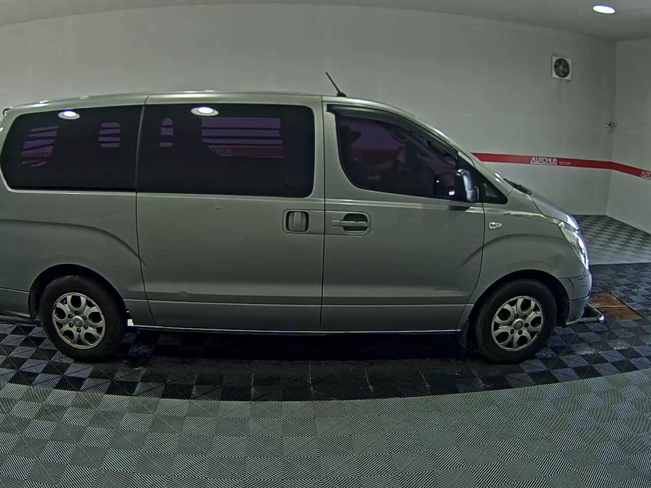 2015 - hyundai grand starex