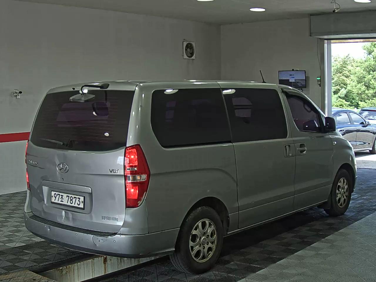 2015 - hyundai grand starex