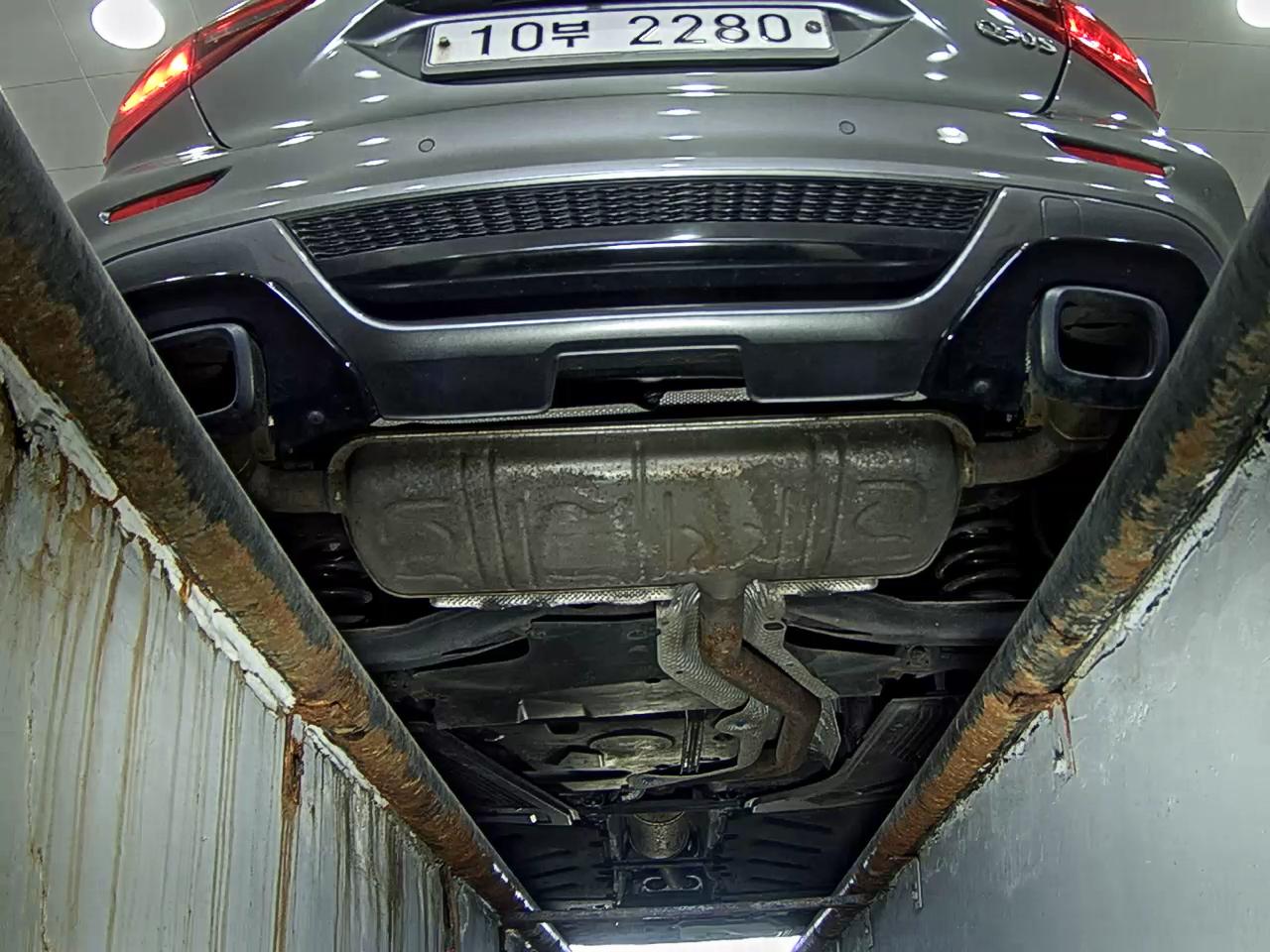 2017 - infiniti q30