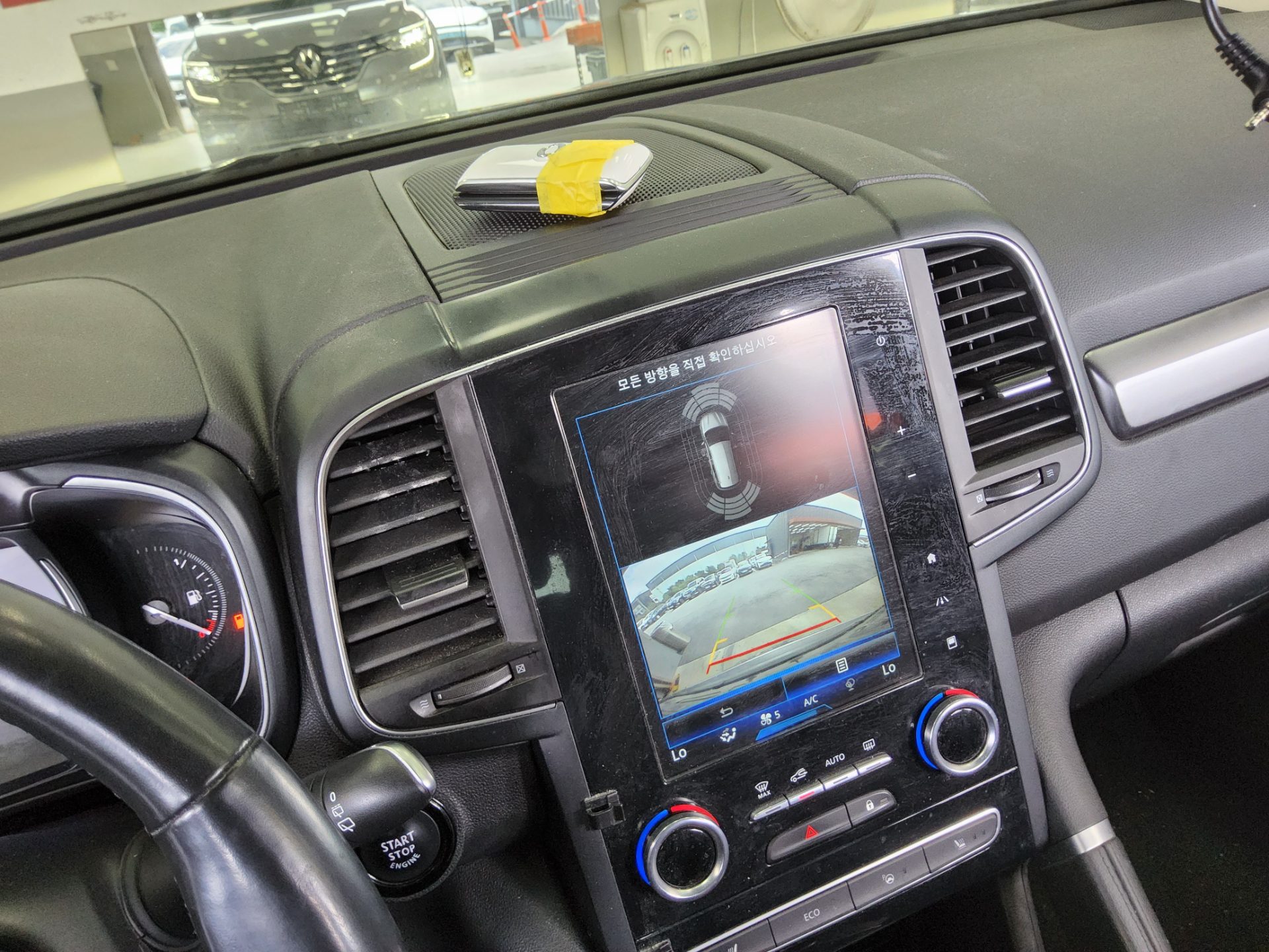2021 - renault qm6