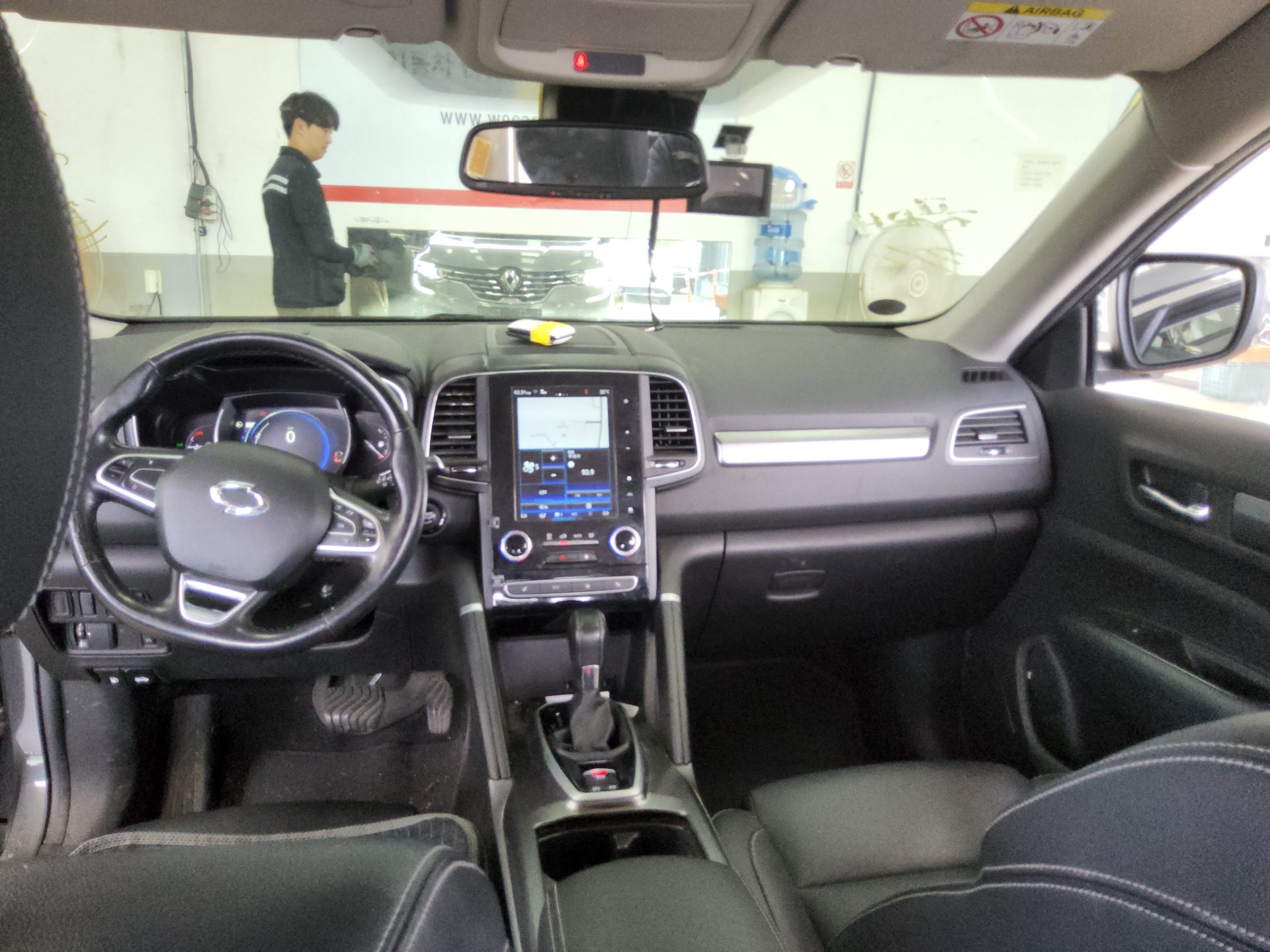 2021 - renault qm6