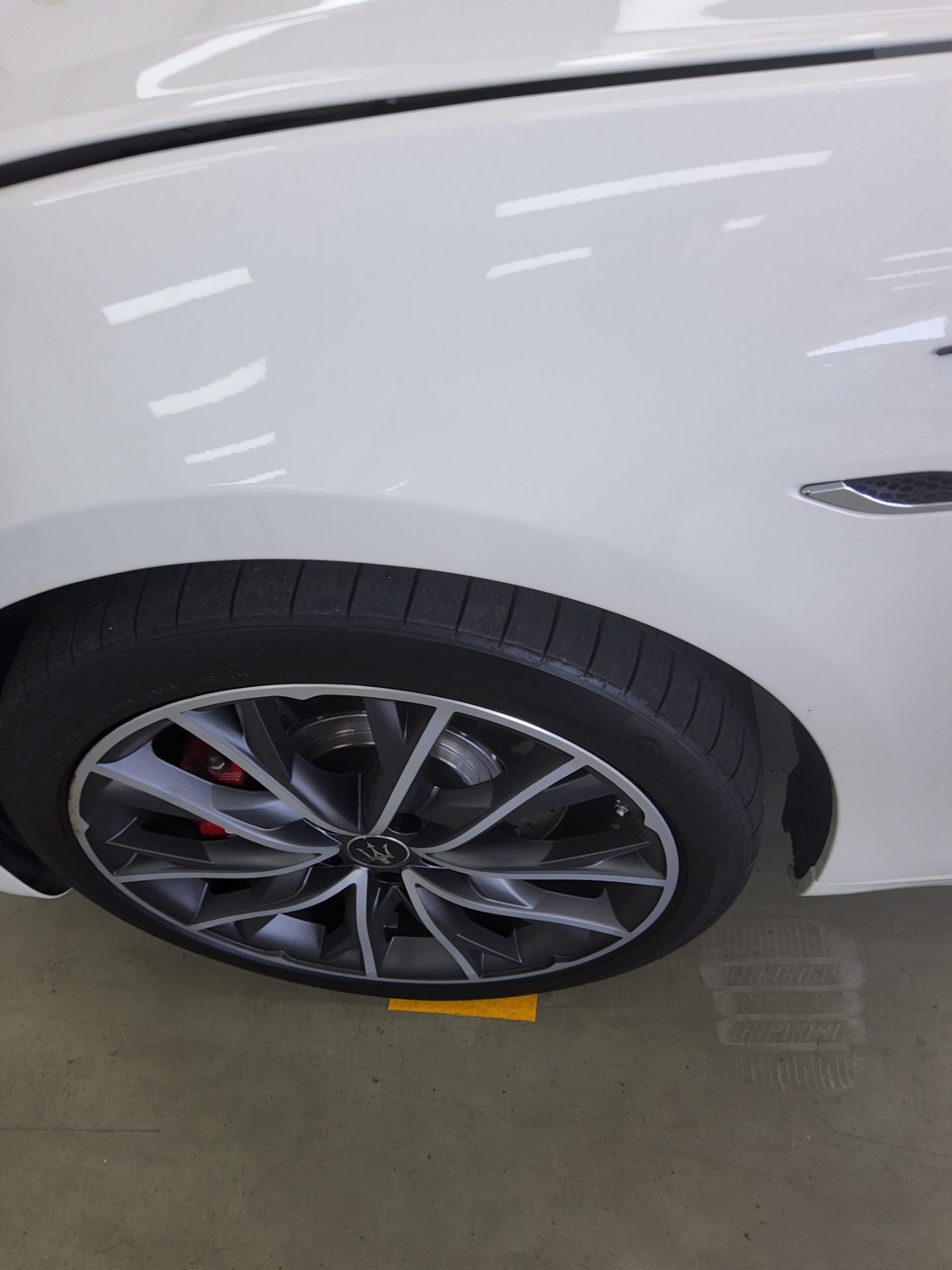 2022 - maserati ghibli