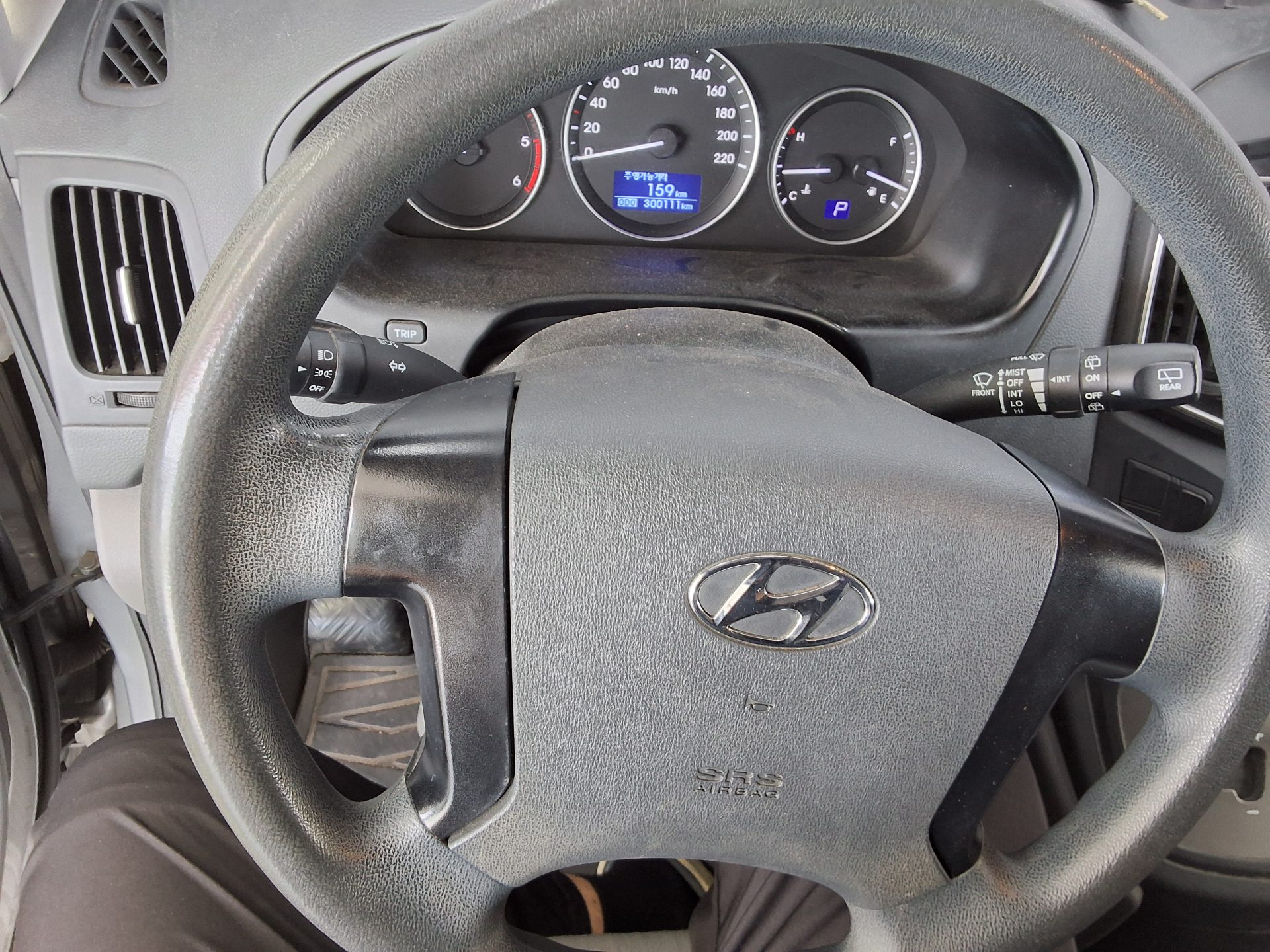 2019 - hyundai grand starex