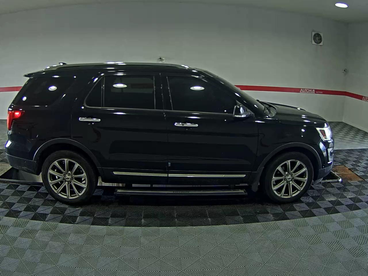 2017 - ford explorer