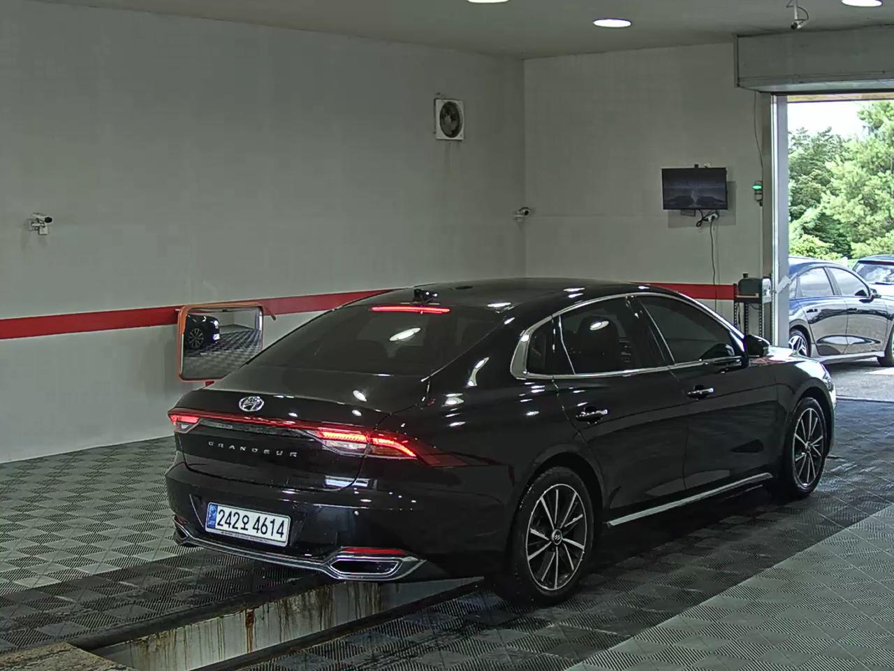 2020 - hyundai grandeur