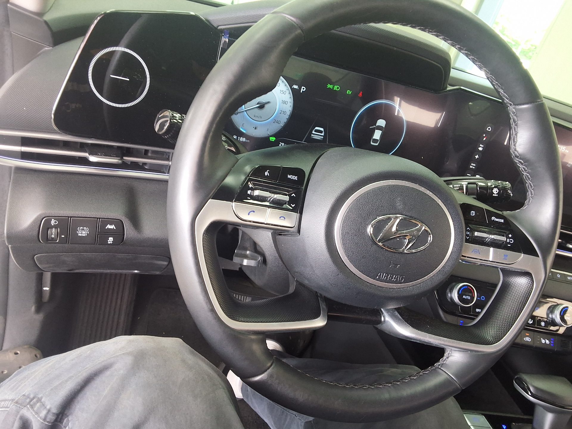 2023 - hyundai avante