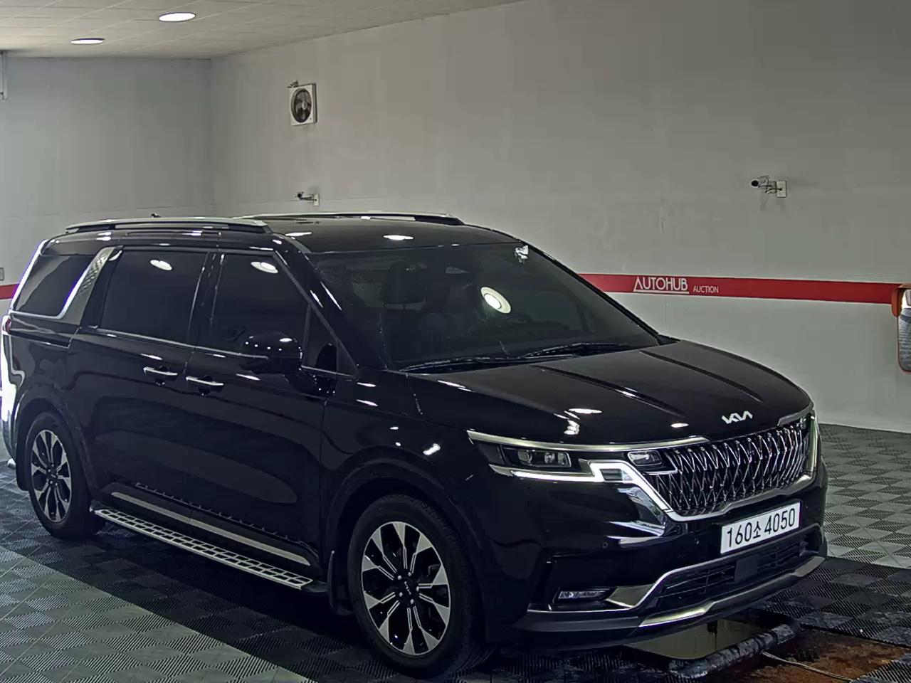 2023 - kia carnival