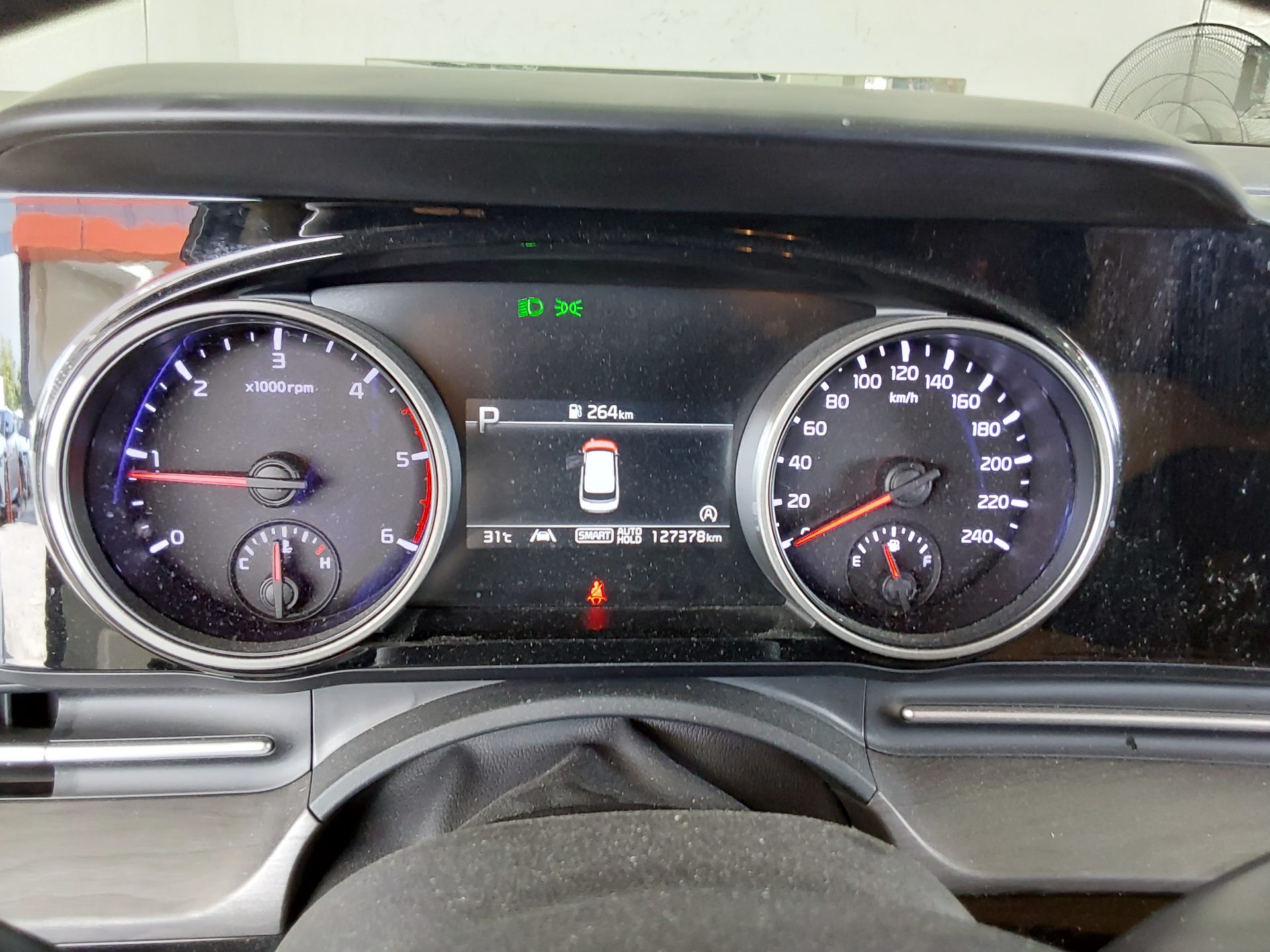 2023 - kia carnival