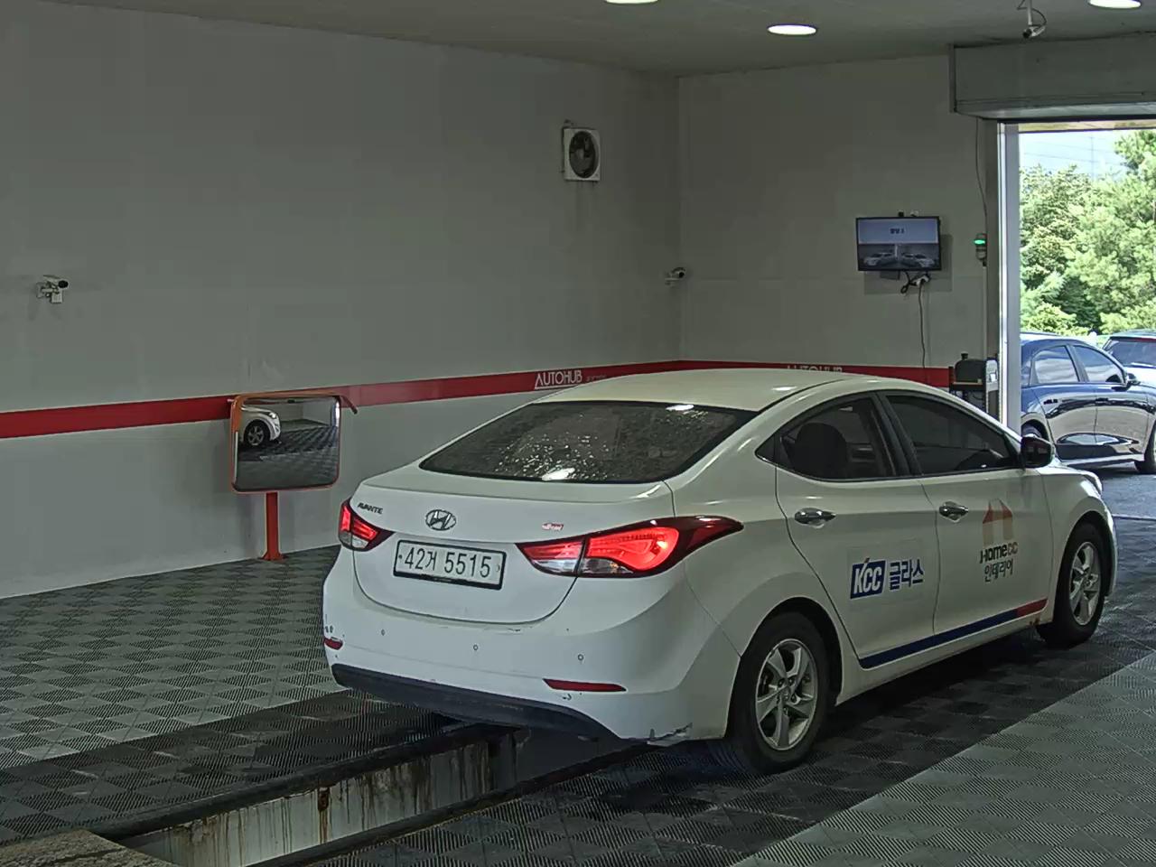 2016 - hyundai avante