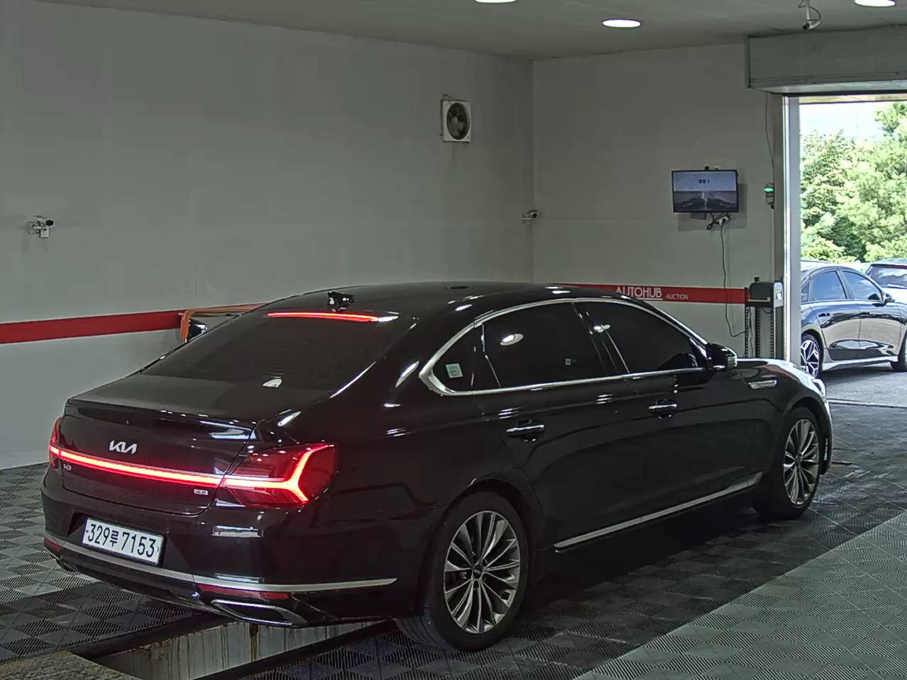 2023 - kia k9