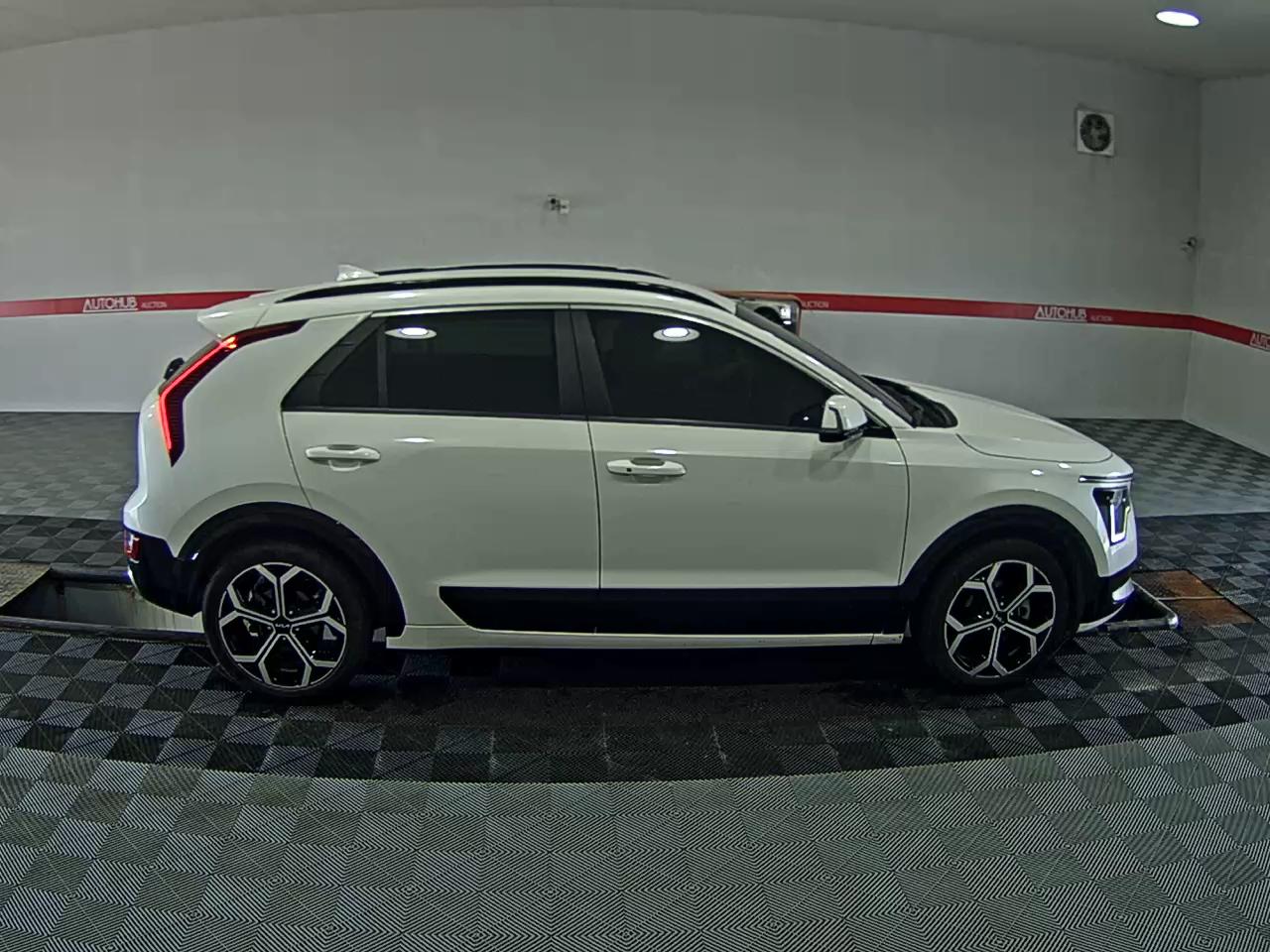 2022 - kia niro
