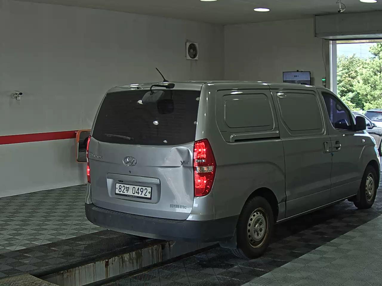 2019 - hyundai grand starex
