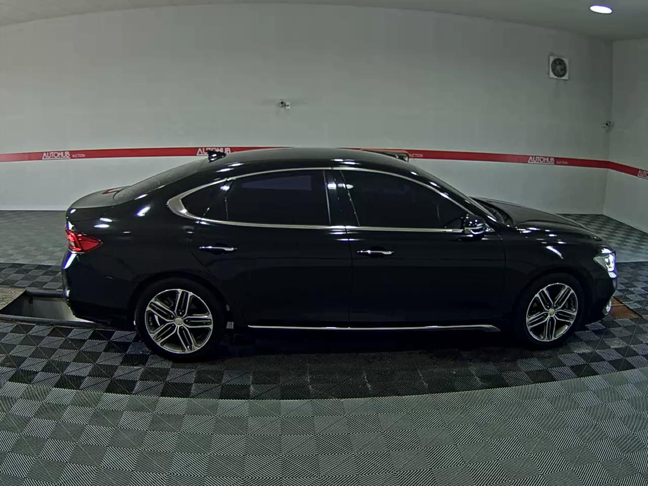 2018 - hyundai grandeur