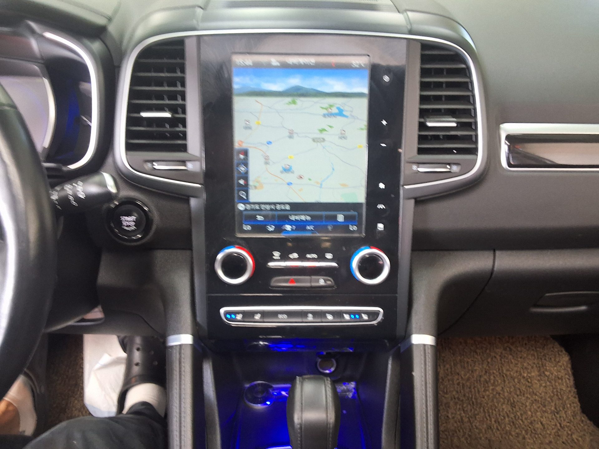 2017 - renault qm6