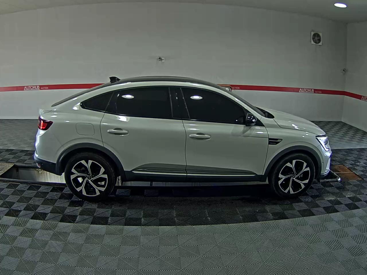 Renault Xm3 2023 — صورة 12