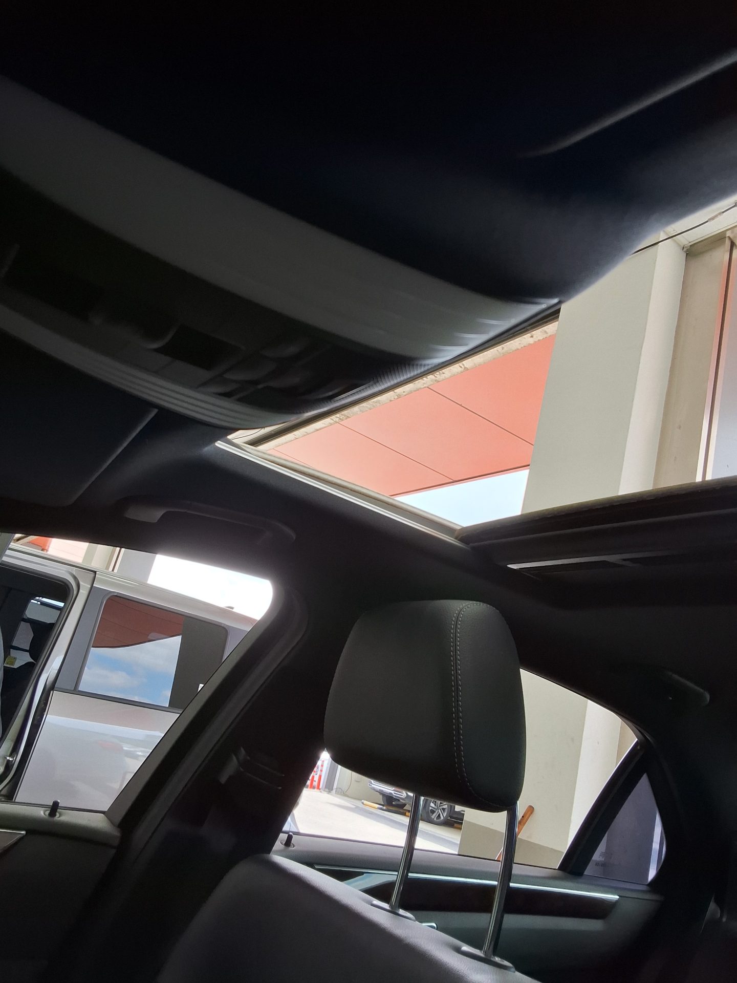 2014 - mercedes-benz e200