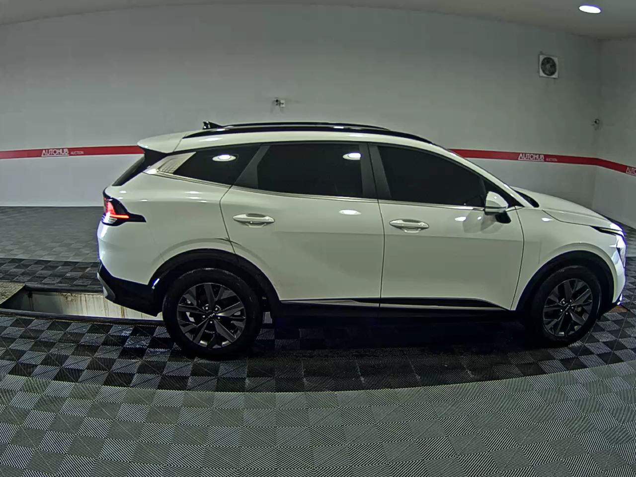 2022 - kia sportage