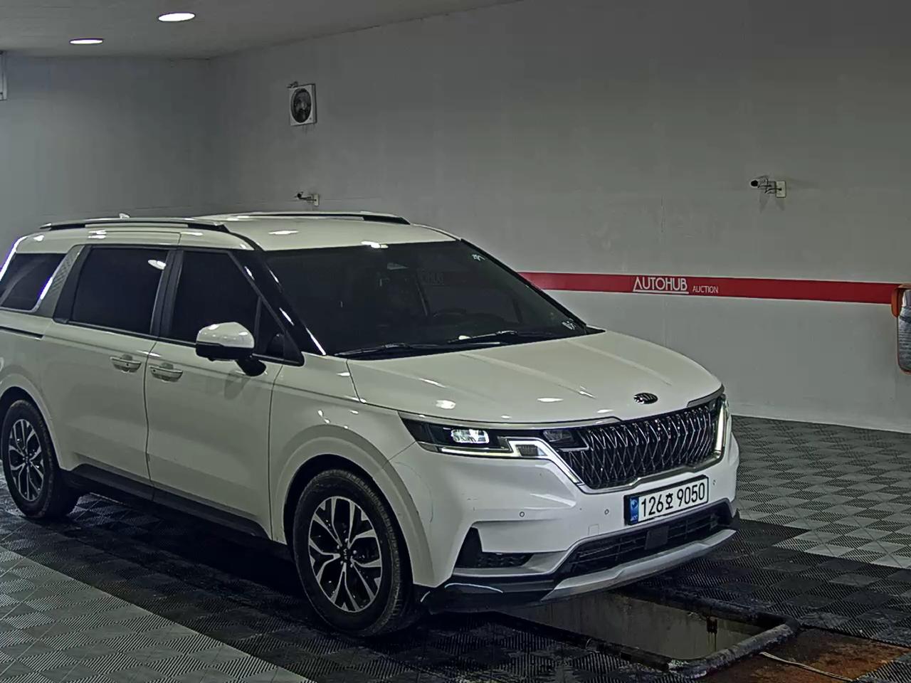2021 - kia carnival
