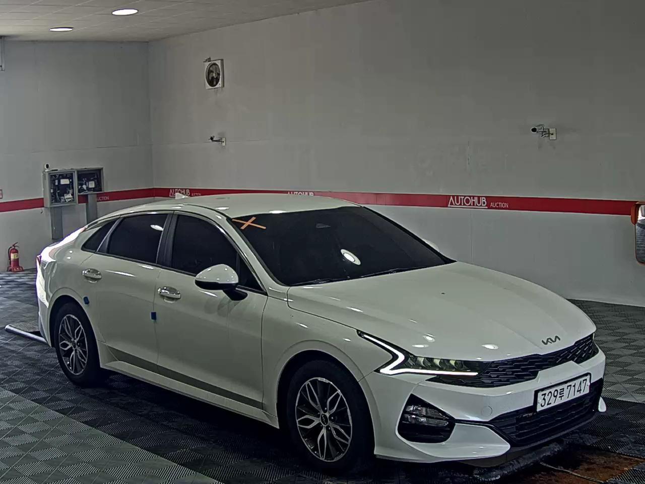 2022 - kia k5