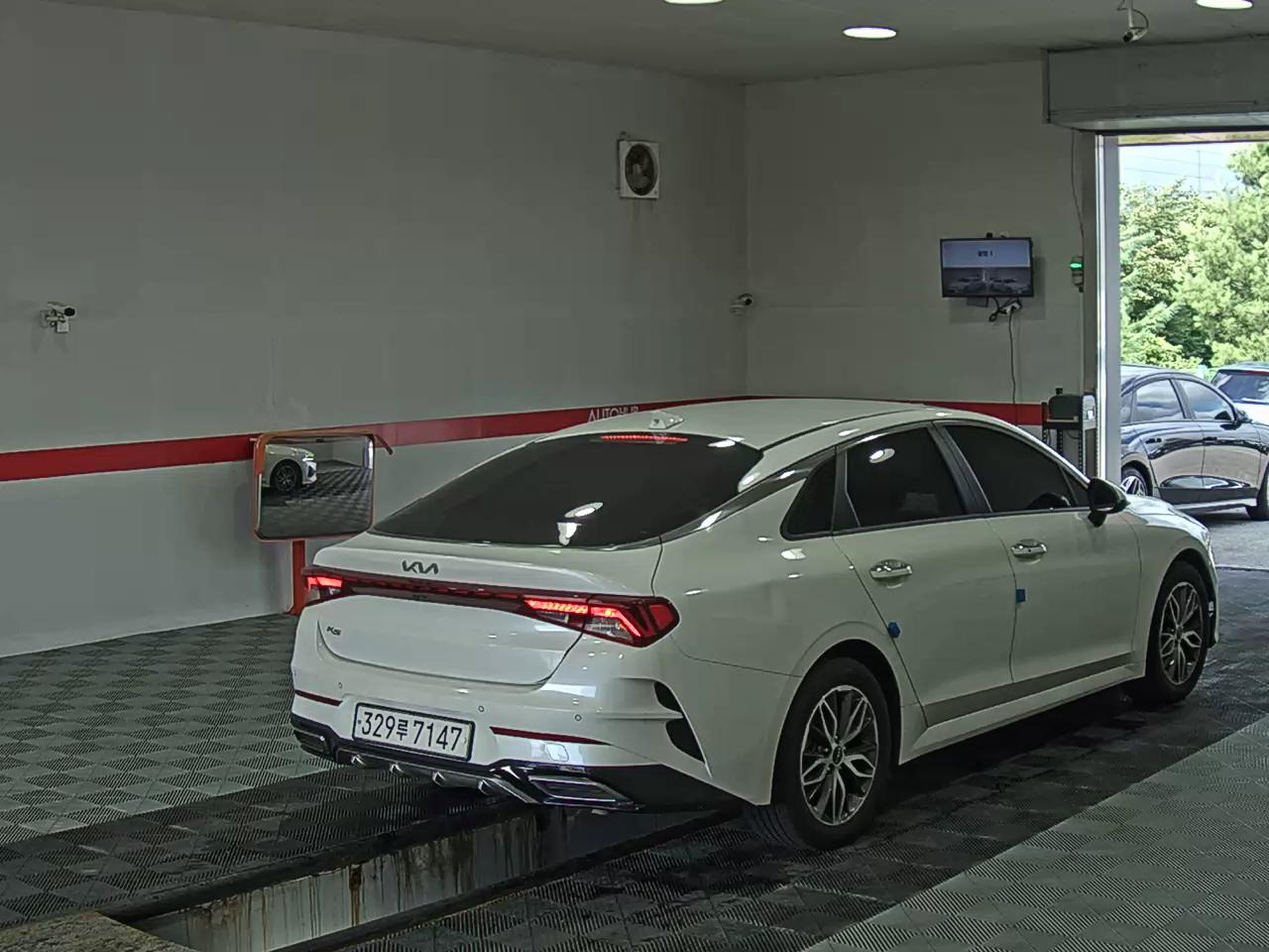 2022 - kia k5