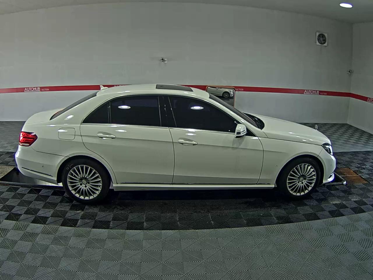 2014 - mercedes-benz e200