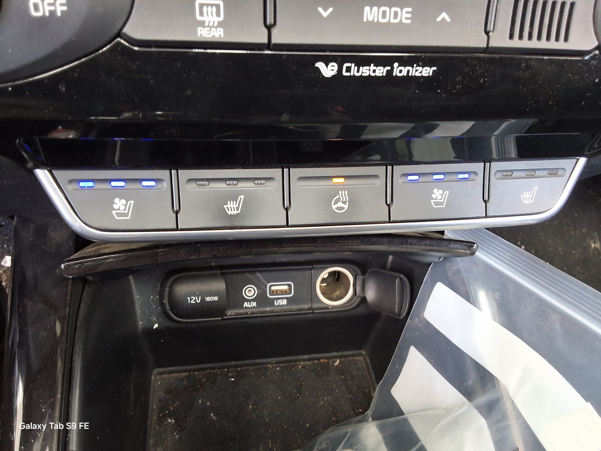 كيا الجديد كلياً سورينتو R2.2 دفع رباعي Noblesse Special 2015 NOBLESSE SPECIAL