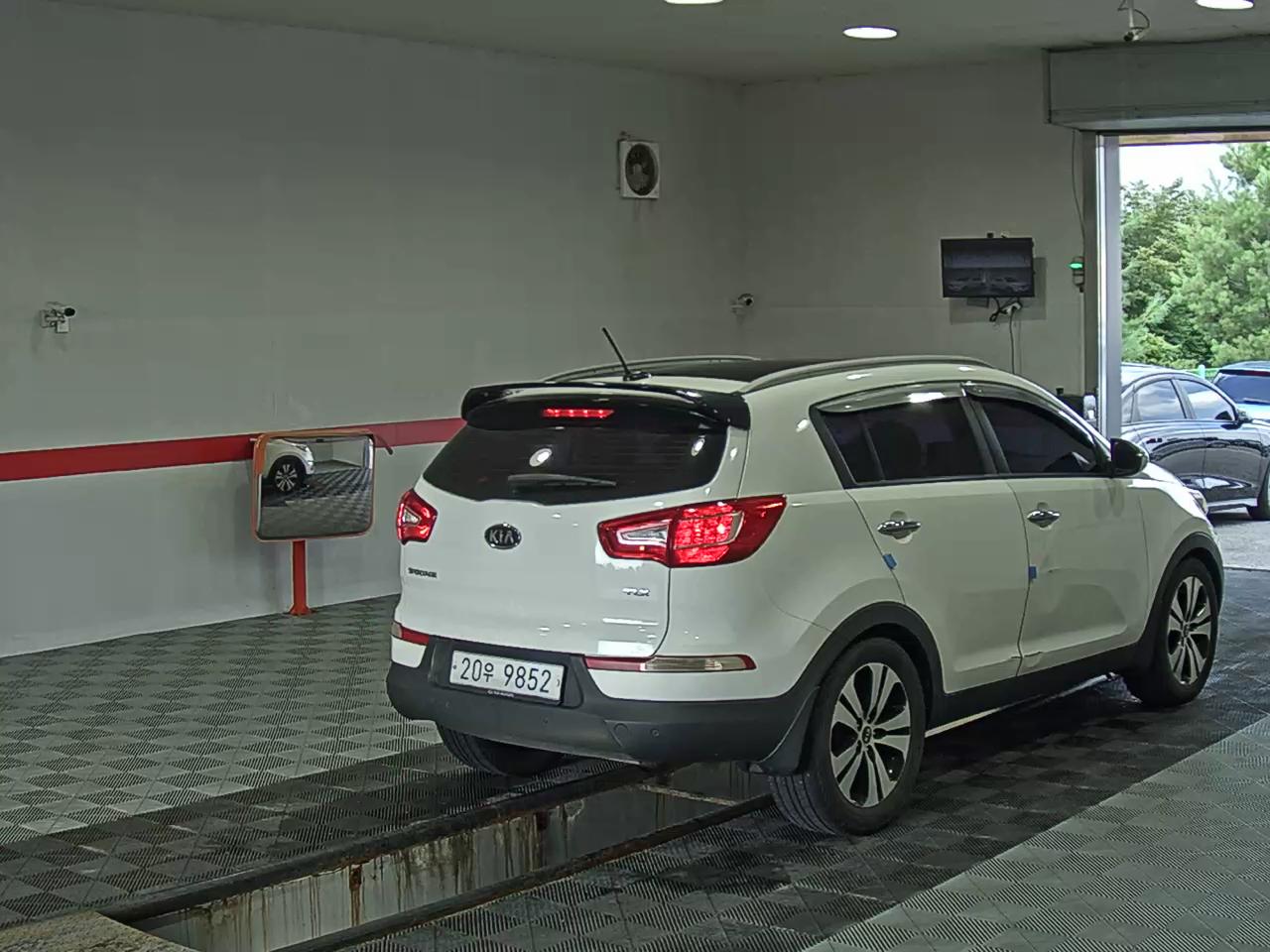 2012 - kia sportage