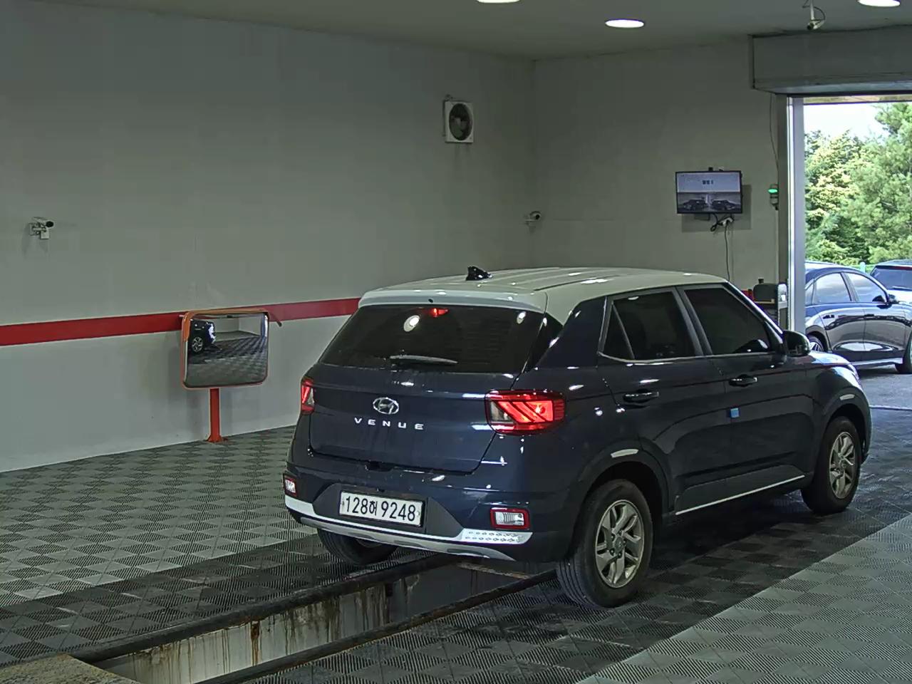 2020 - hyundai venue