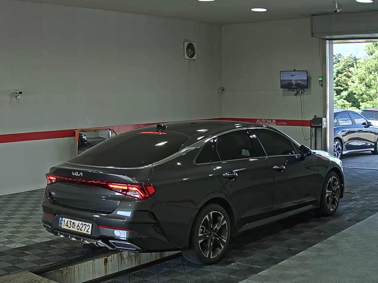 2023 - kia k5