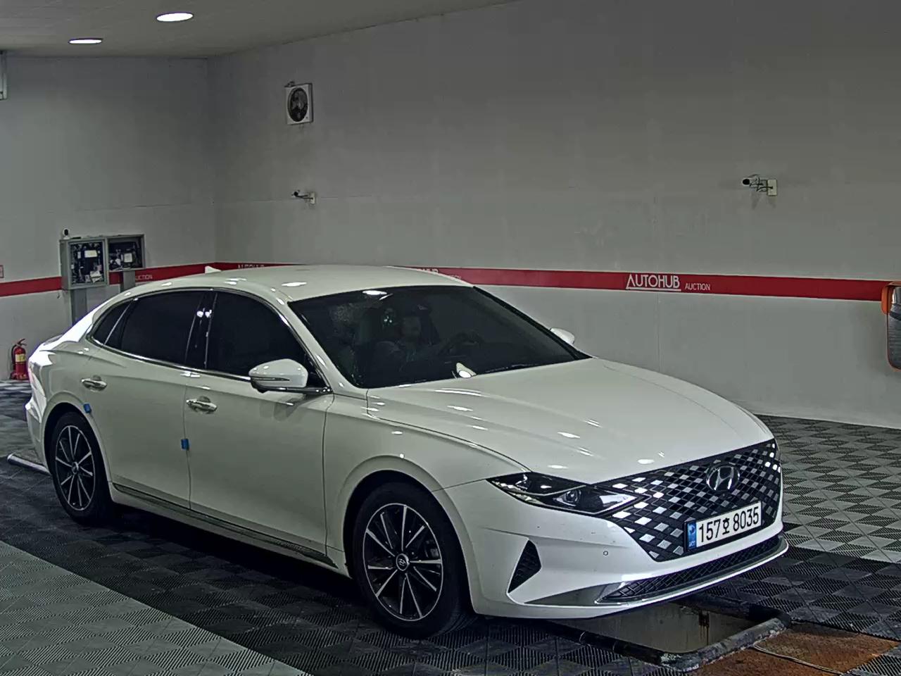 2022 - hyundai grandeur