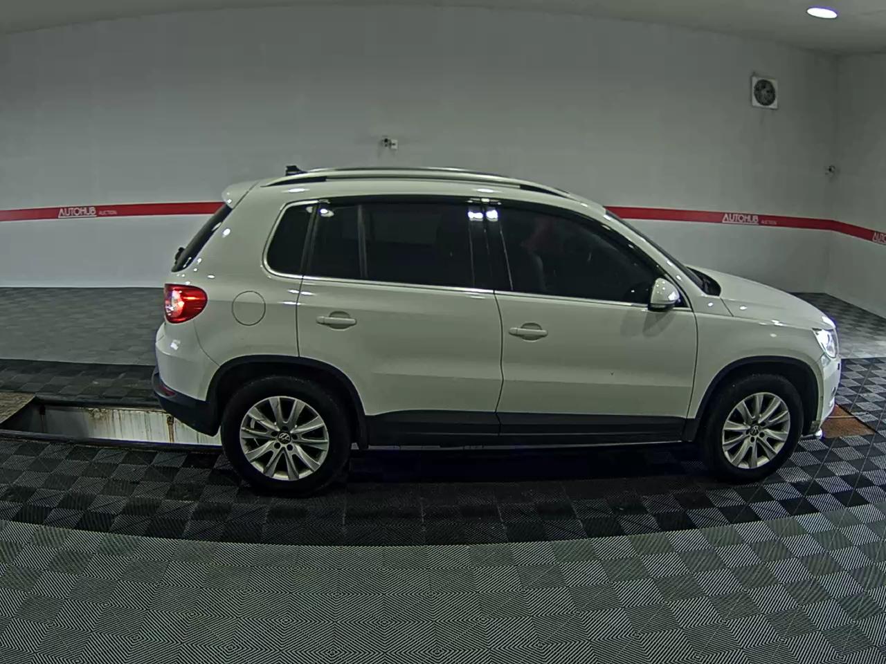 2010 - volkswagen tiguan
