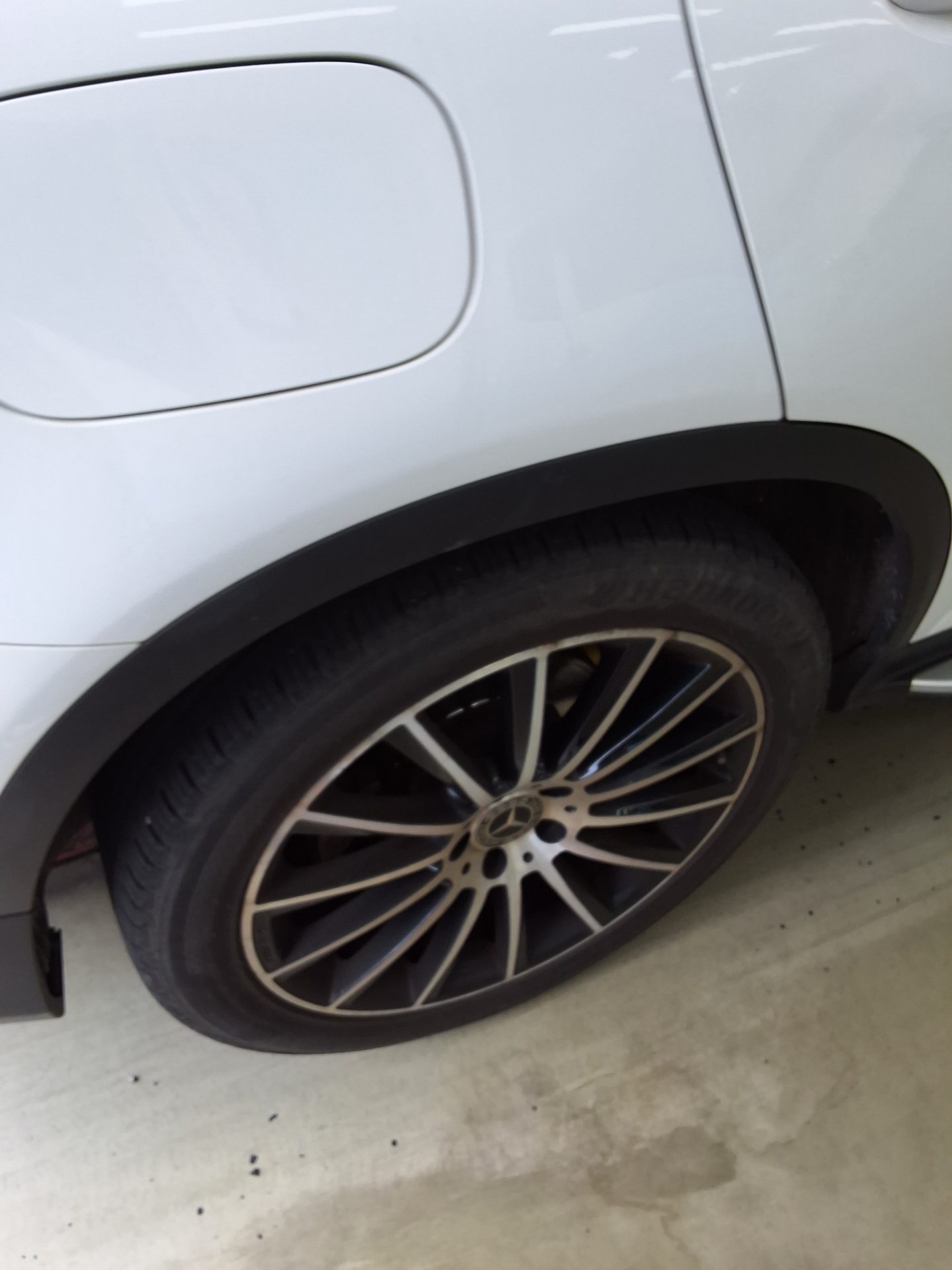 2019 - mercedes-benz glc 300