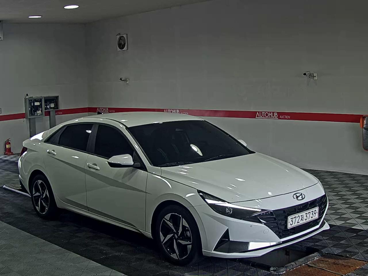 هيونداي أفانتي هايبرد (Cn7) Hev Modern 2023 MODERN
