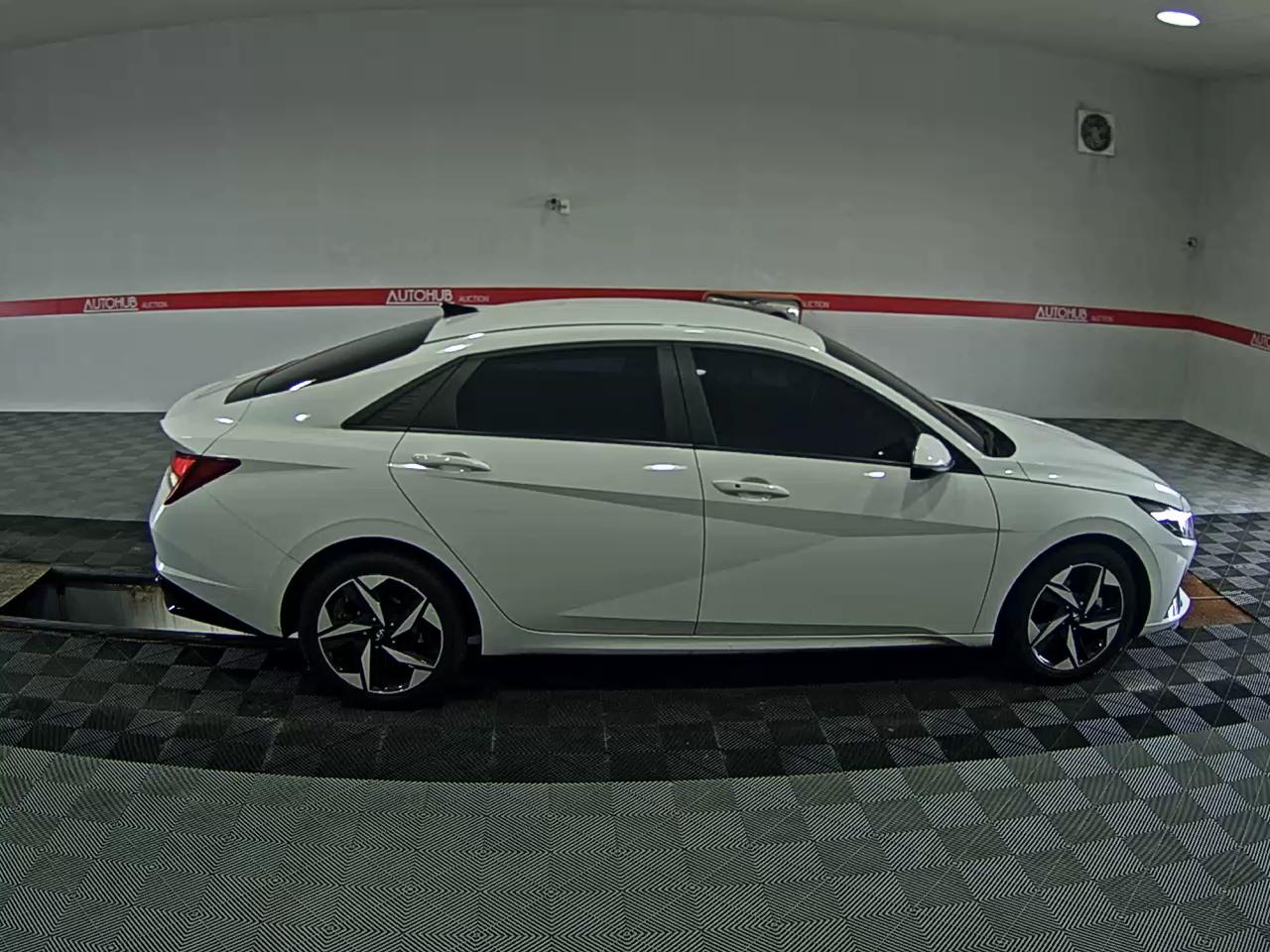 هيونداي أفانتي هايبرد (Cn7) Hev Modern 2023 MODERN