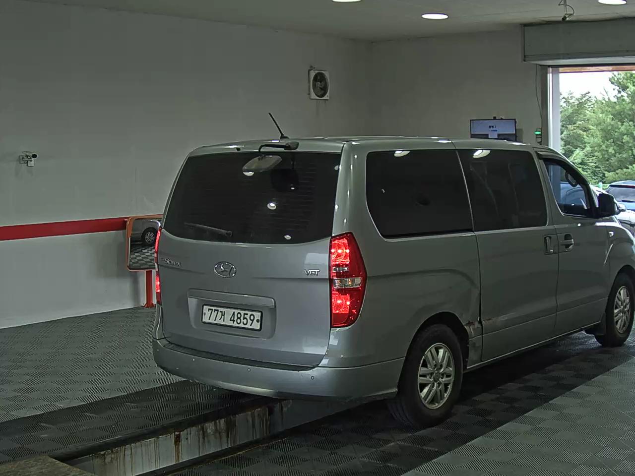 2017 - hyundai grand starex