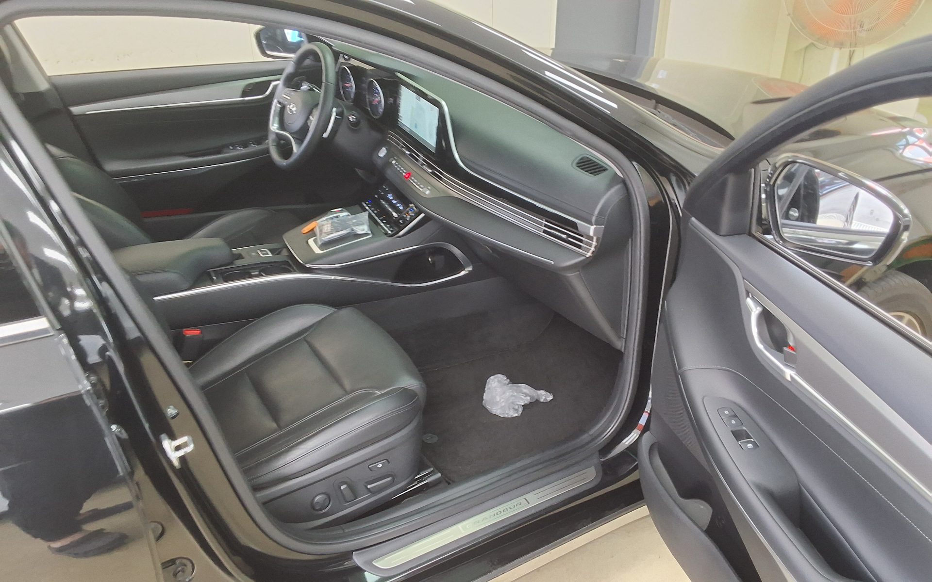 2023 - hyundai grandeur